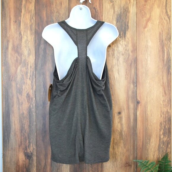 NWT Rivalry Threads Ladies Fashion Fit Gray Racer Back Tank L - Picture 4 of 4